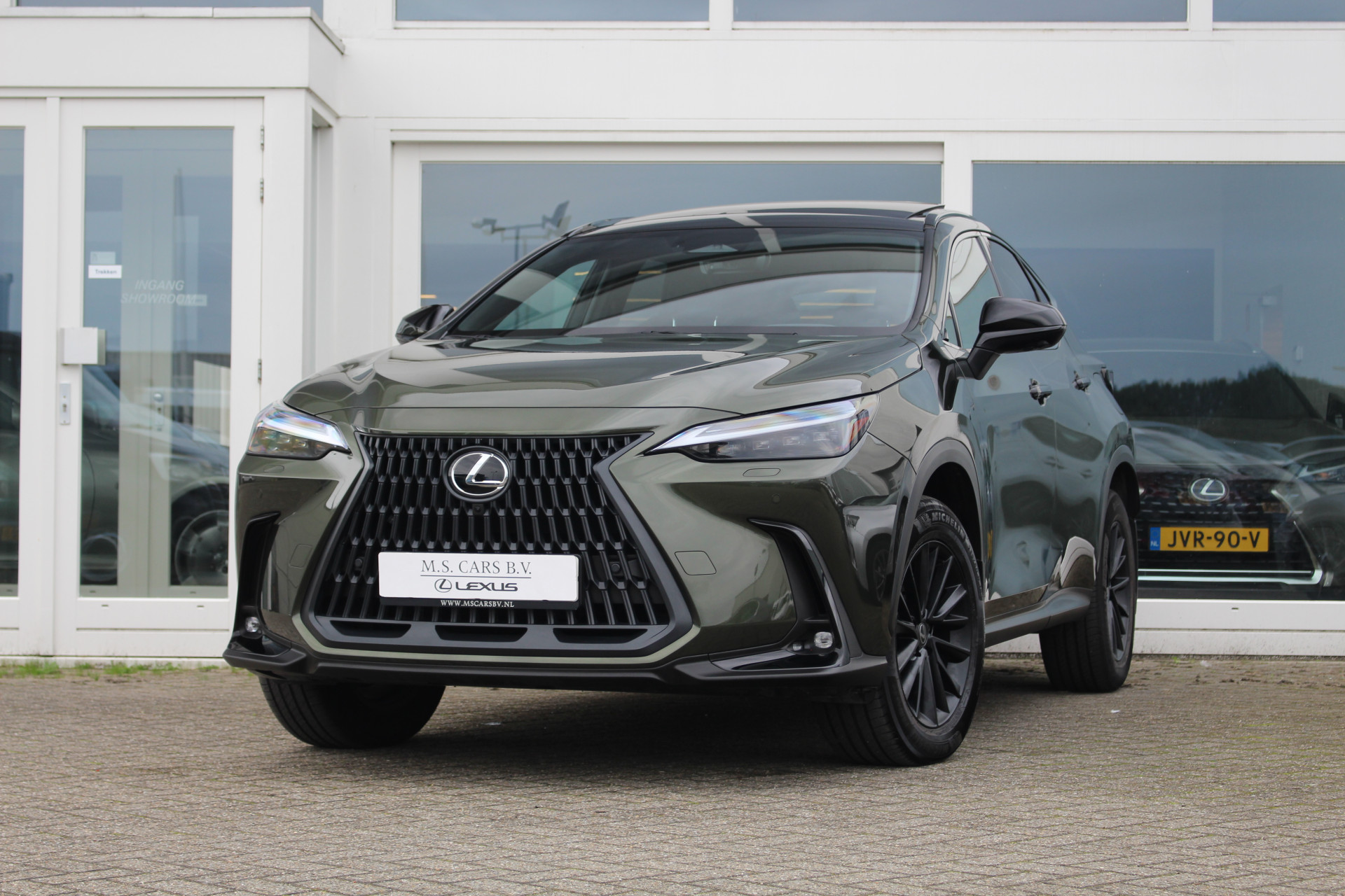 Lexus NX 450h+ AWD Overtrail Line I Plug-in hybrid I Uniek! Panodak I Trekhaak 57028895-0.jpg | M.S. Cars B.V.