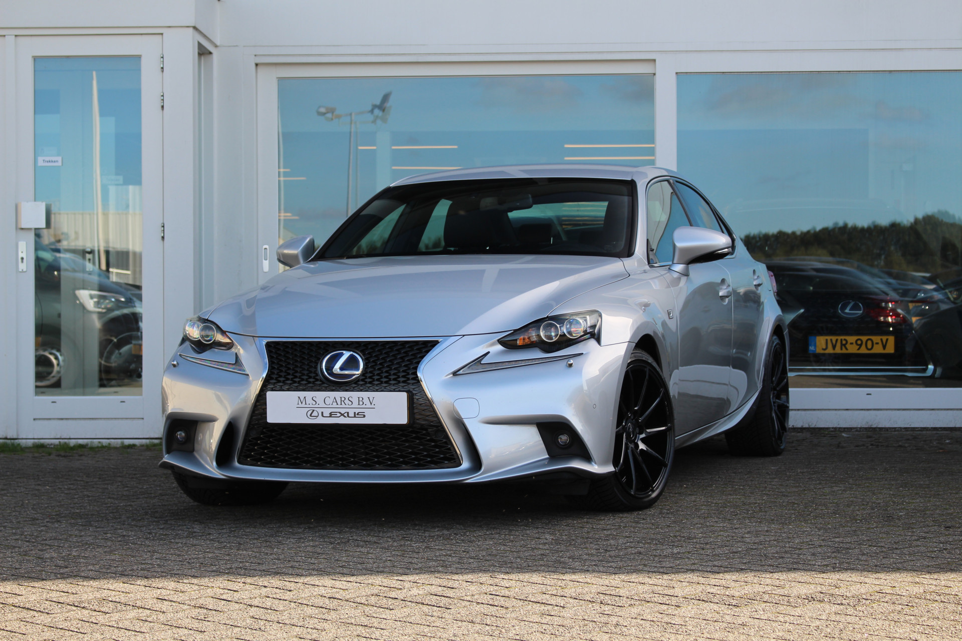 Lexus IS 300h Hybrid F-Sport Line 57494047-0.jpg | M.S. Cars B.V.